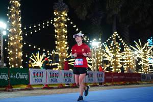 BIB: 100, 5891
                            <button type="button" onclick="openModal(19613960)" class="btn btn-primary btn-sm float-right btn-popup" data-toggle="modal" data-target=".modal-high-quality">
                        <i class="fas fa-shopping-cart"></i> Add to Cart
                    </button>
                                            <button type="button" onclick="isThisMe(19613960, true)" class="btn btn-success btn-sm float-right btn-popup btn-isme hidden" data-toggle="tooltip" data-placement="bottom" title="นี่คือรูปของคุณใช่ไหม คลิกที่นี่เพื่อเอาเข้าอัลบั้ม">
                        <i class="fas fa-plus"></i> Add to album
                    </button>
                    <button type="button" onclick="isThisMe(19613960, false)" class="btn btn-warning btn-sm float-right btn-popup btn-isnotme hidden">
                        <i class="fas fa-ban"></i> Remove from album
                    </button>
